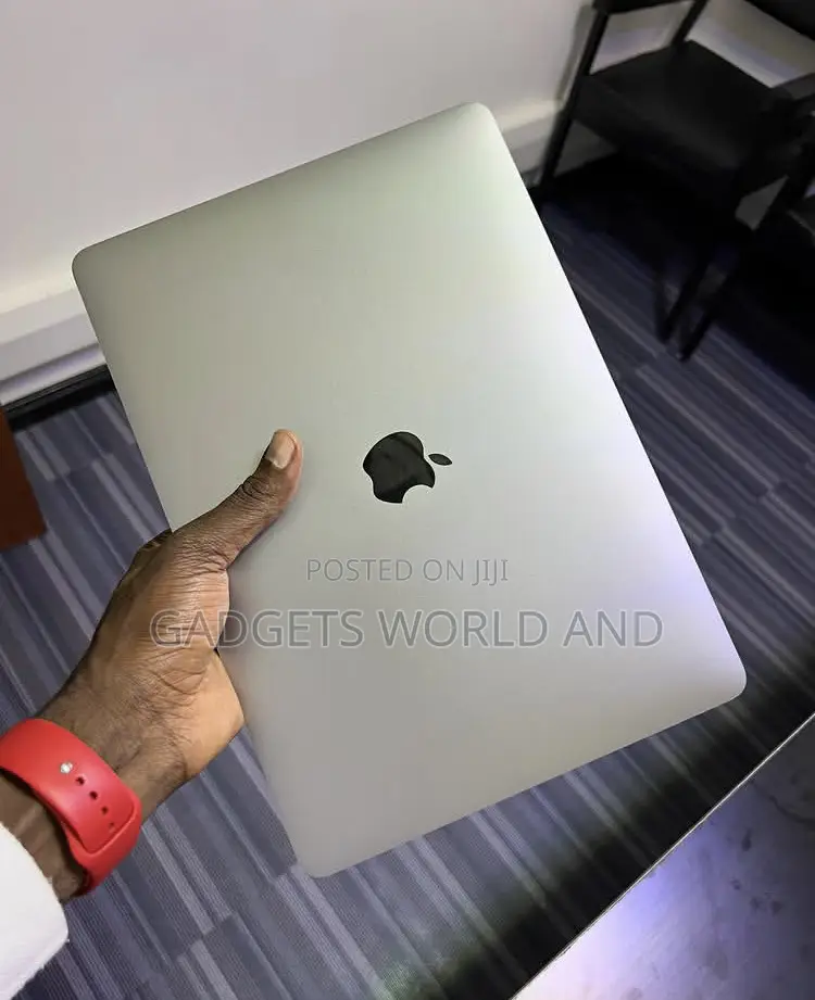 Laptop Apple MacBook Pro 2019 8GB Intel Core i5 SSD 256GB