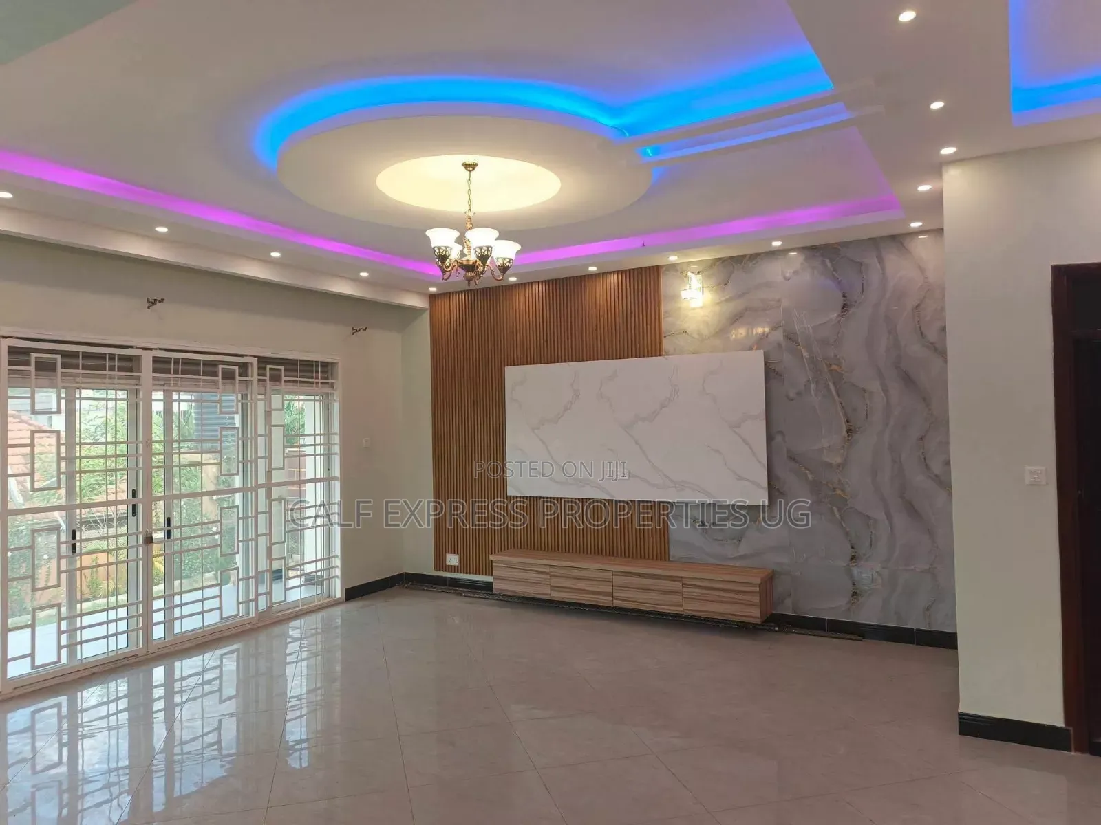 4bdrm Bungalow in Kansanga Estate, Central Division for rent