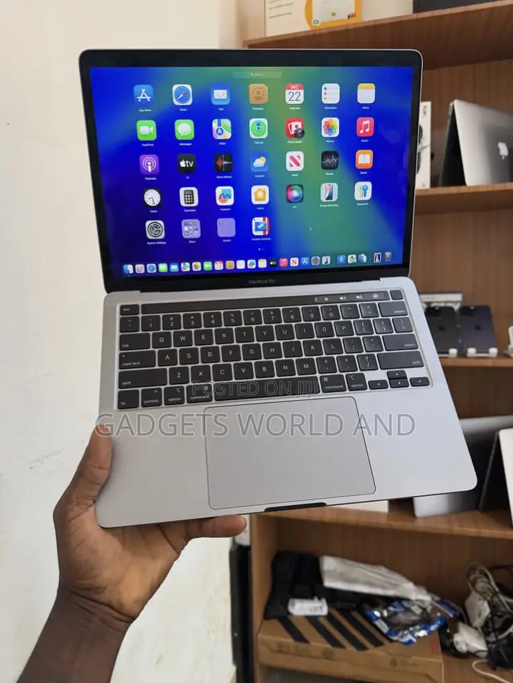 Laptop Apple MacBook Pro 2020 8GB Intel Core i5 SSD 256GB