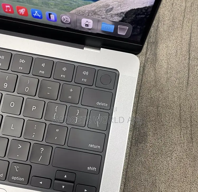Laptop Apple MacBook Pro 2023 M2 Pro 16GB Apple M2 SSD 1T