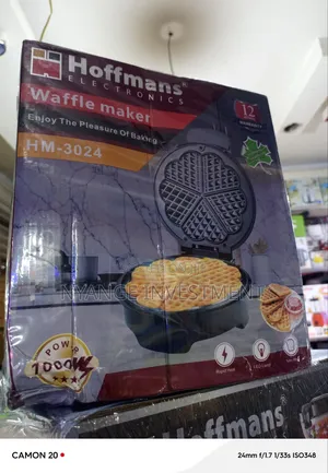 Hoffmans Waffle Maker, Model HM-3024. Waffle Maker Machine