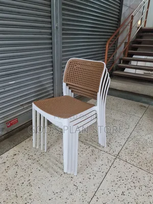 White Frame Outdoor Indoor Dining Plastic Chairs Plastic Chairs