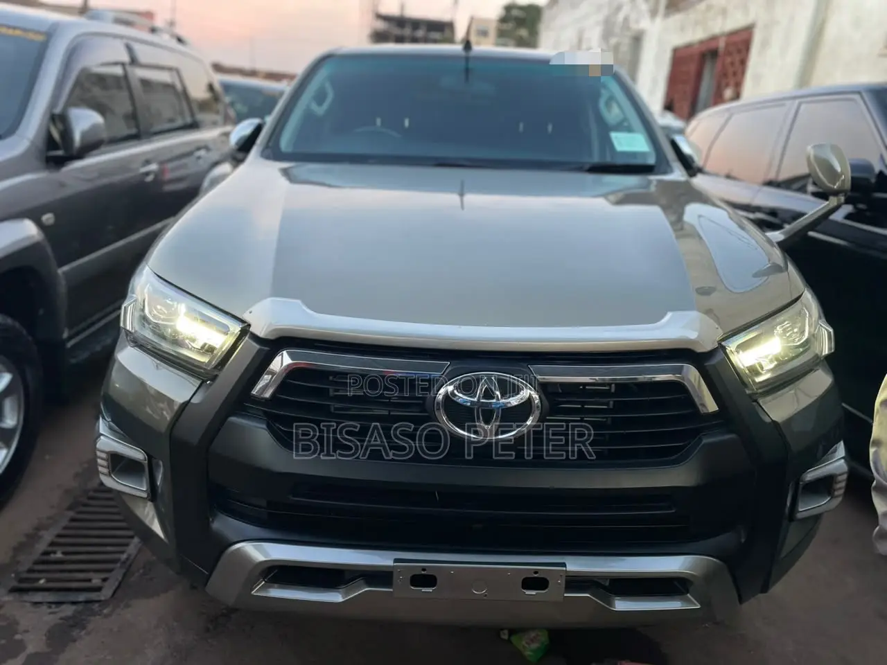 Toyota Hilux Revo Double Cab Deisel 2.8 AWD 2017 Gray