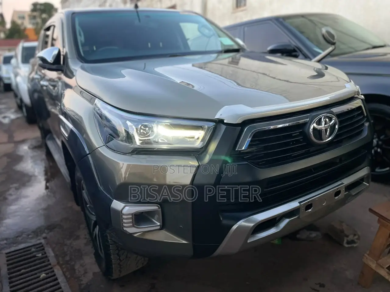Toyota Hilux Revo Double Cab Deisel 2.8 AWD 2017 Gray