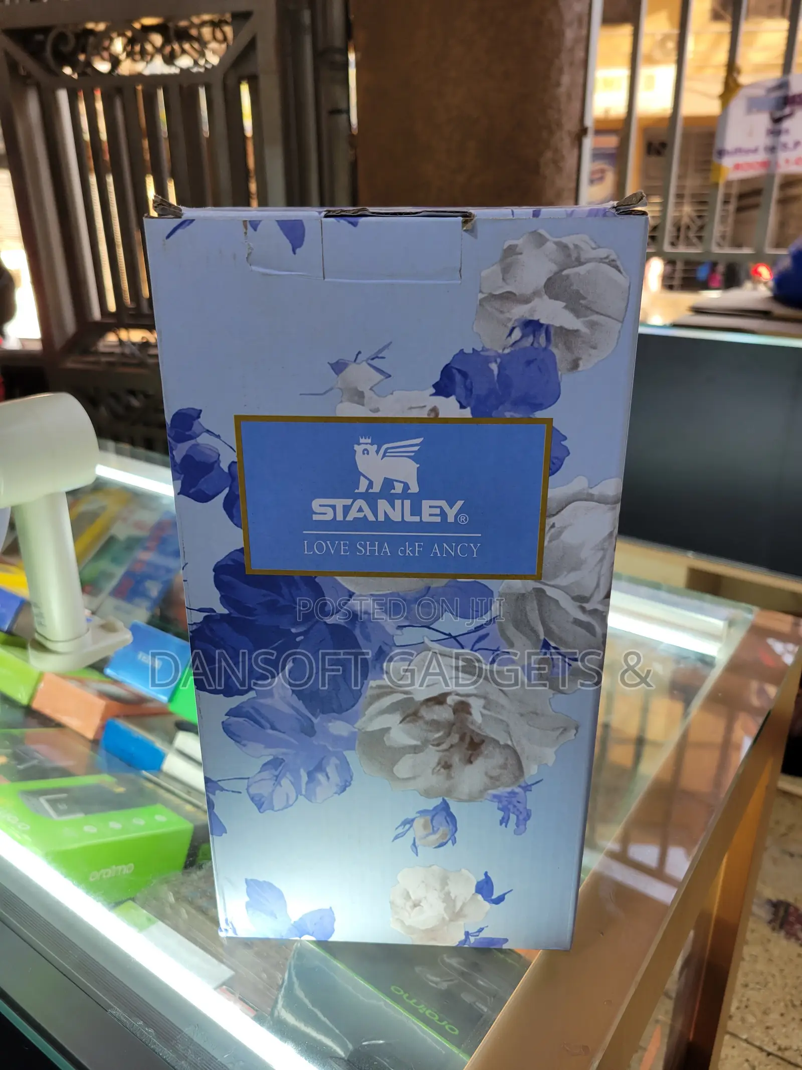 Stanley Quencher H2.0 40oz Cup - Floral Limited Edition