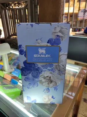 Stanley Quencher H2.0 40oz Cup - Floral Limited Edition
