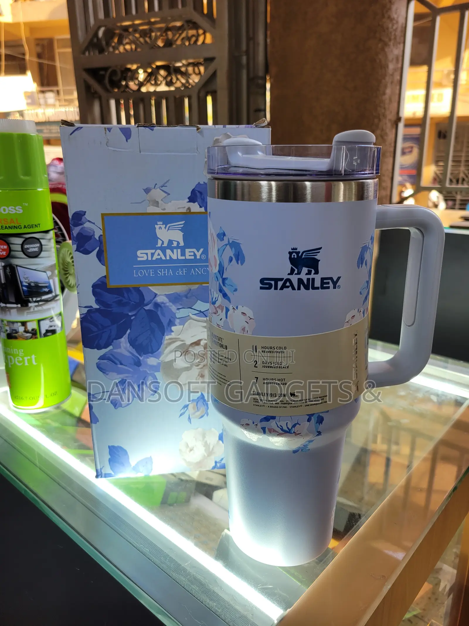 Stanley Quencher H2.0 40oz Cup - Floral Limited Edition
