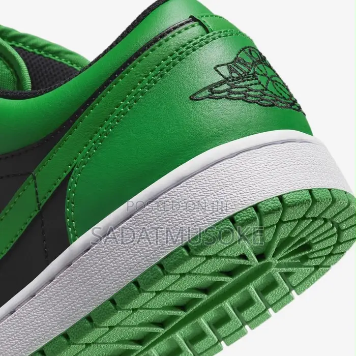 Air Jordan 1 Low Men's Shoes