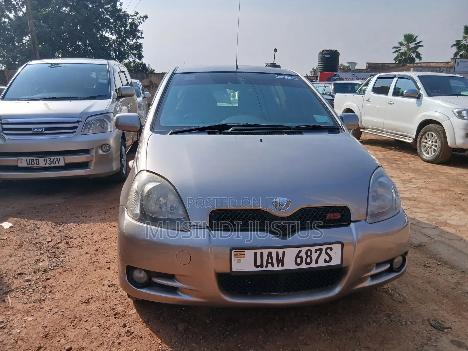 Toyota Vitz 2004 Gray