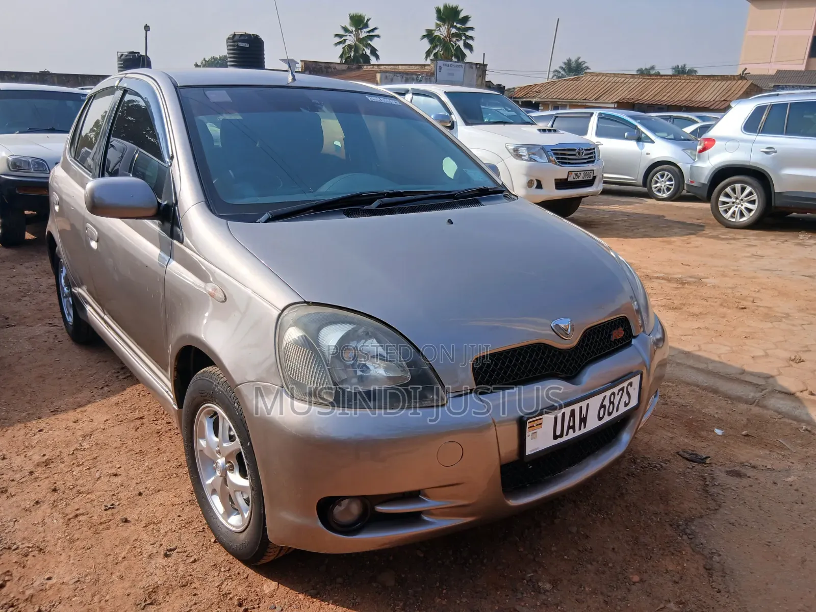 Toyota Vitz 2004 Gray