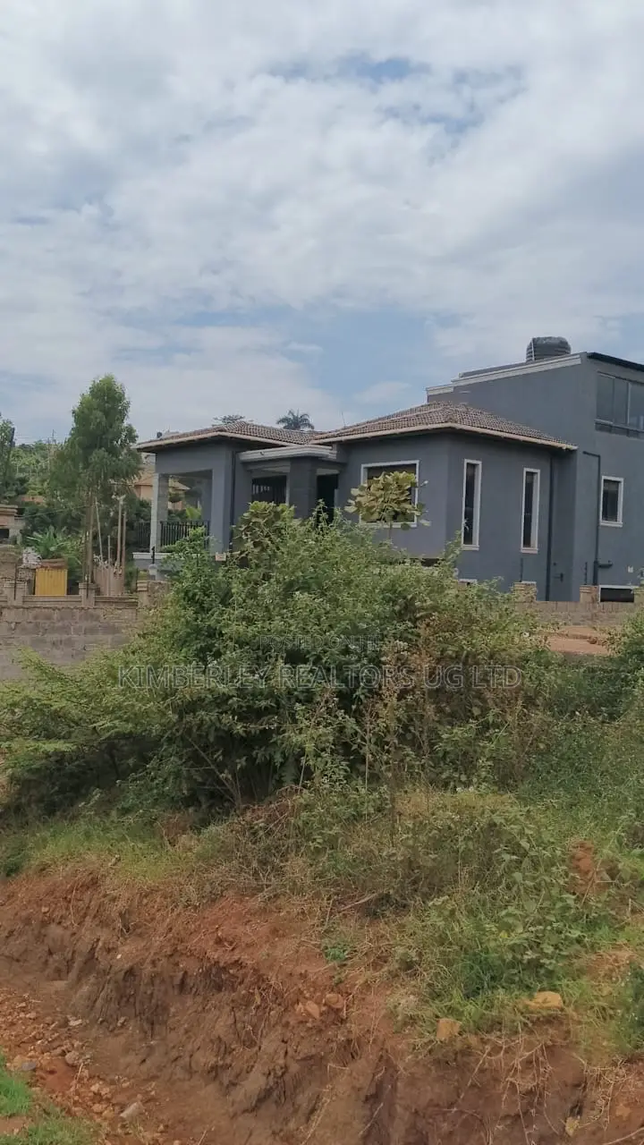 Land for Sale – Kira Kitikifumba Estate