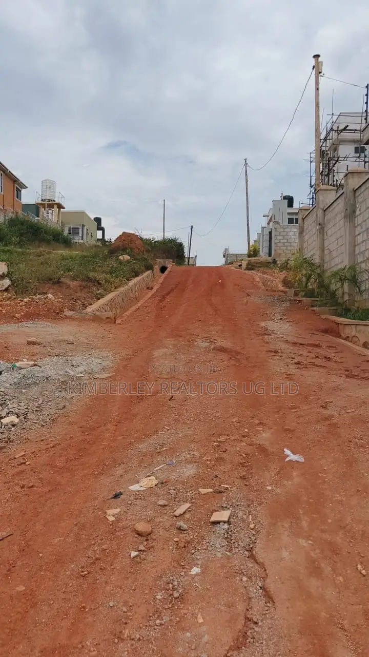 Land for Sale – Kira Kitikifumba Estate