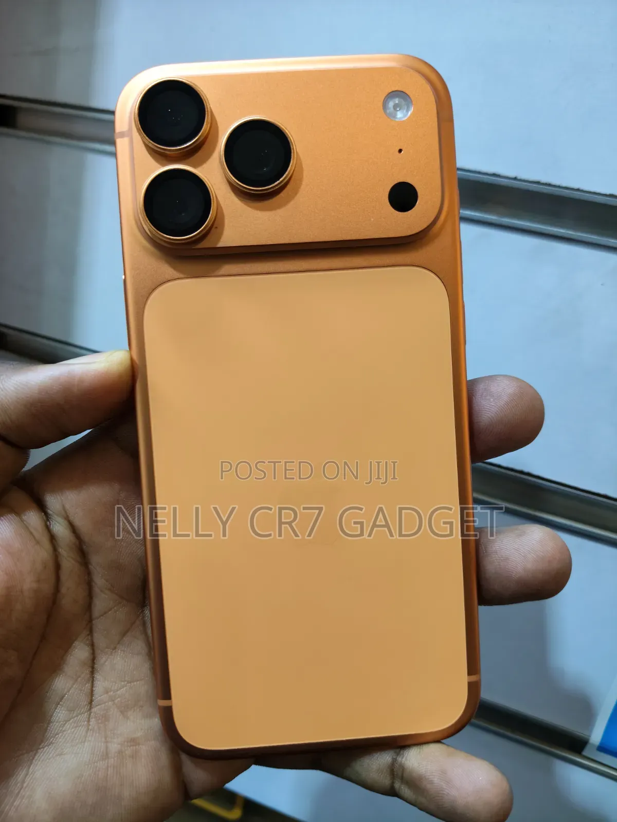 New Apple iPhone 17 Pro 512 GB Orange