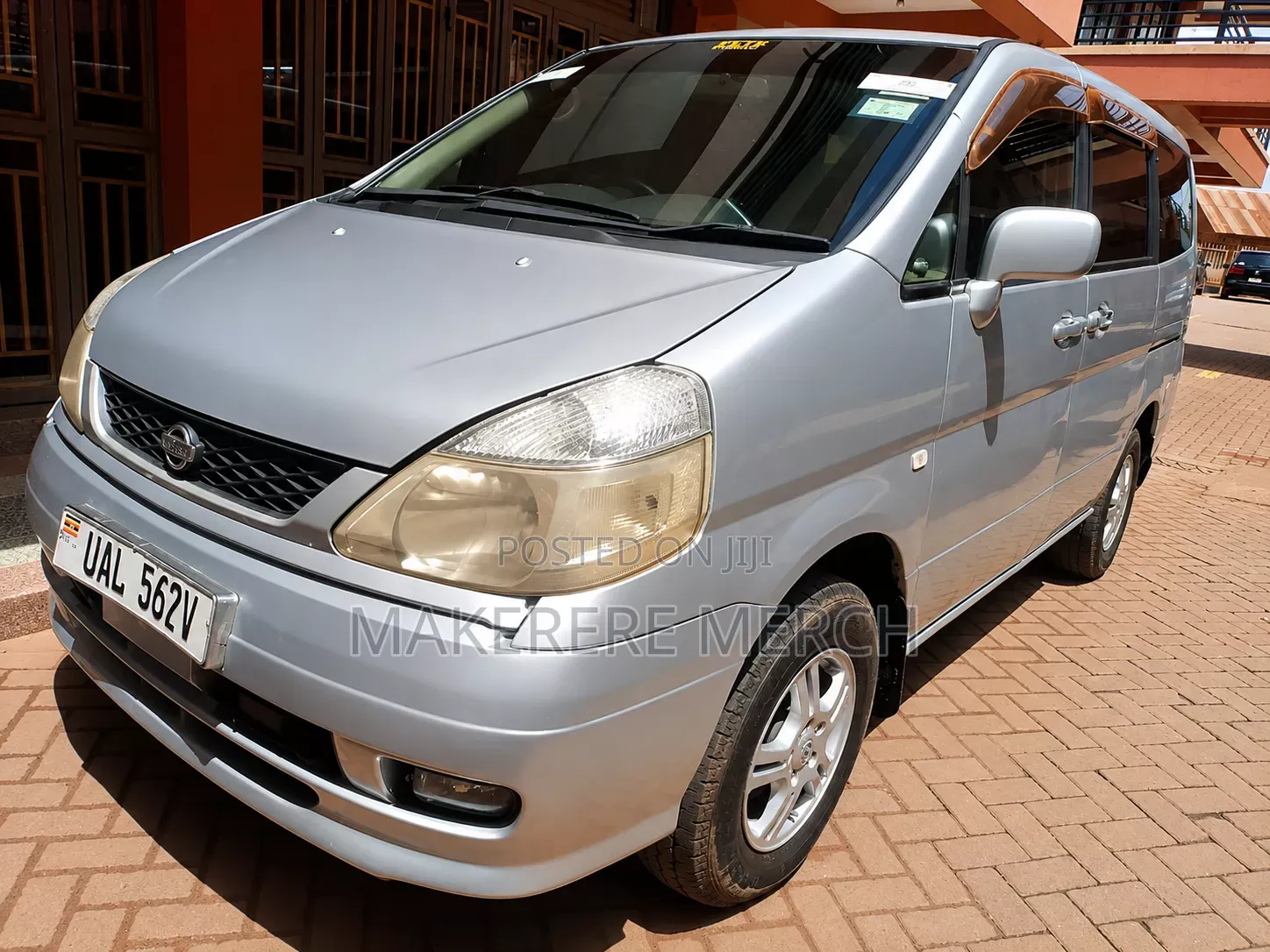 Nissan Serena 2001 Silver