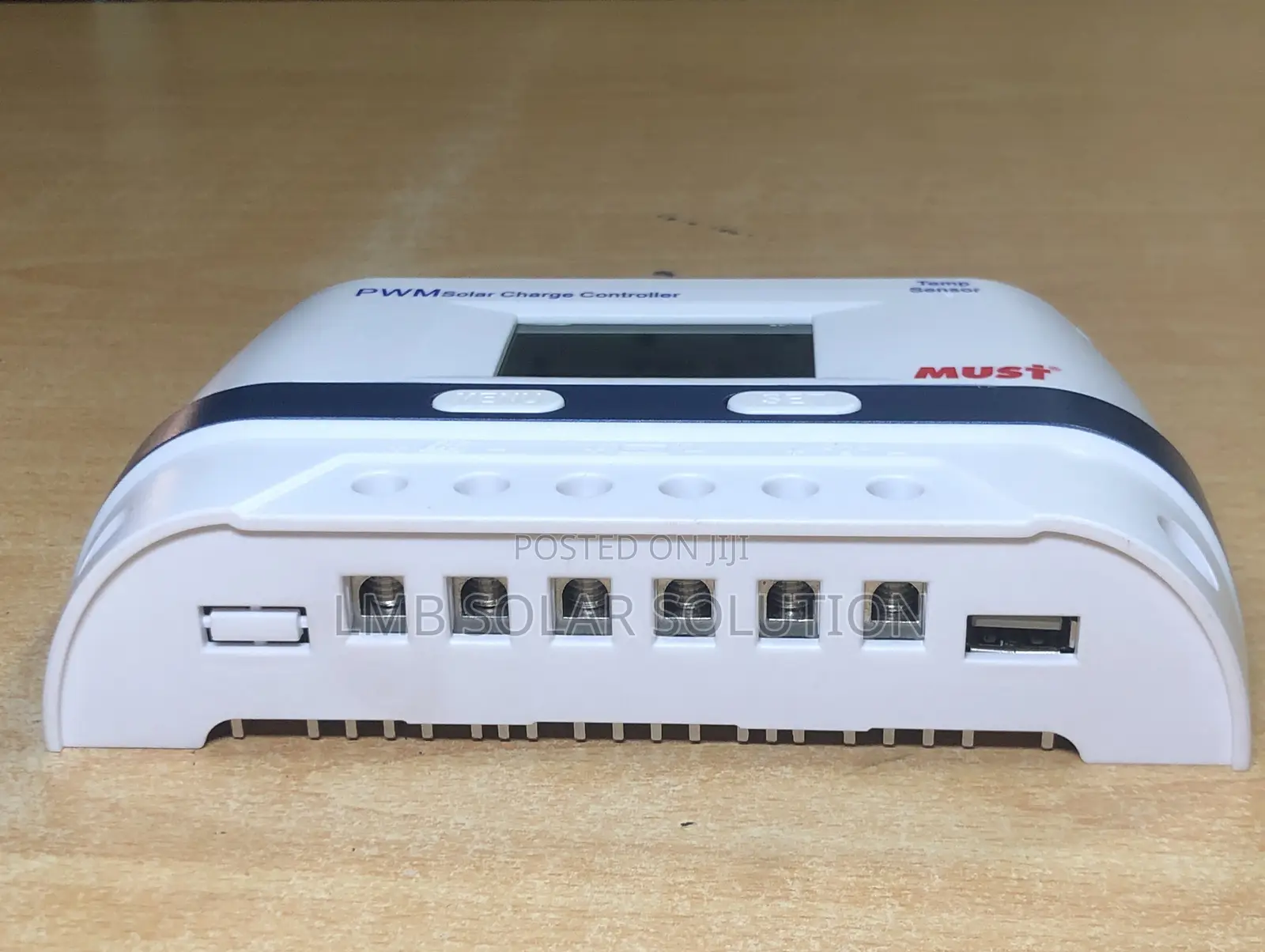 Must PWM 30Amps Solar Charge Controller