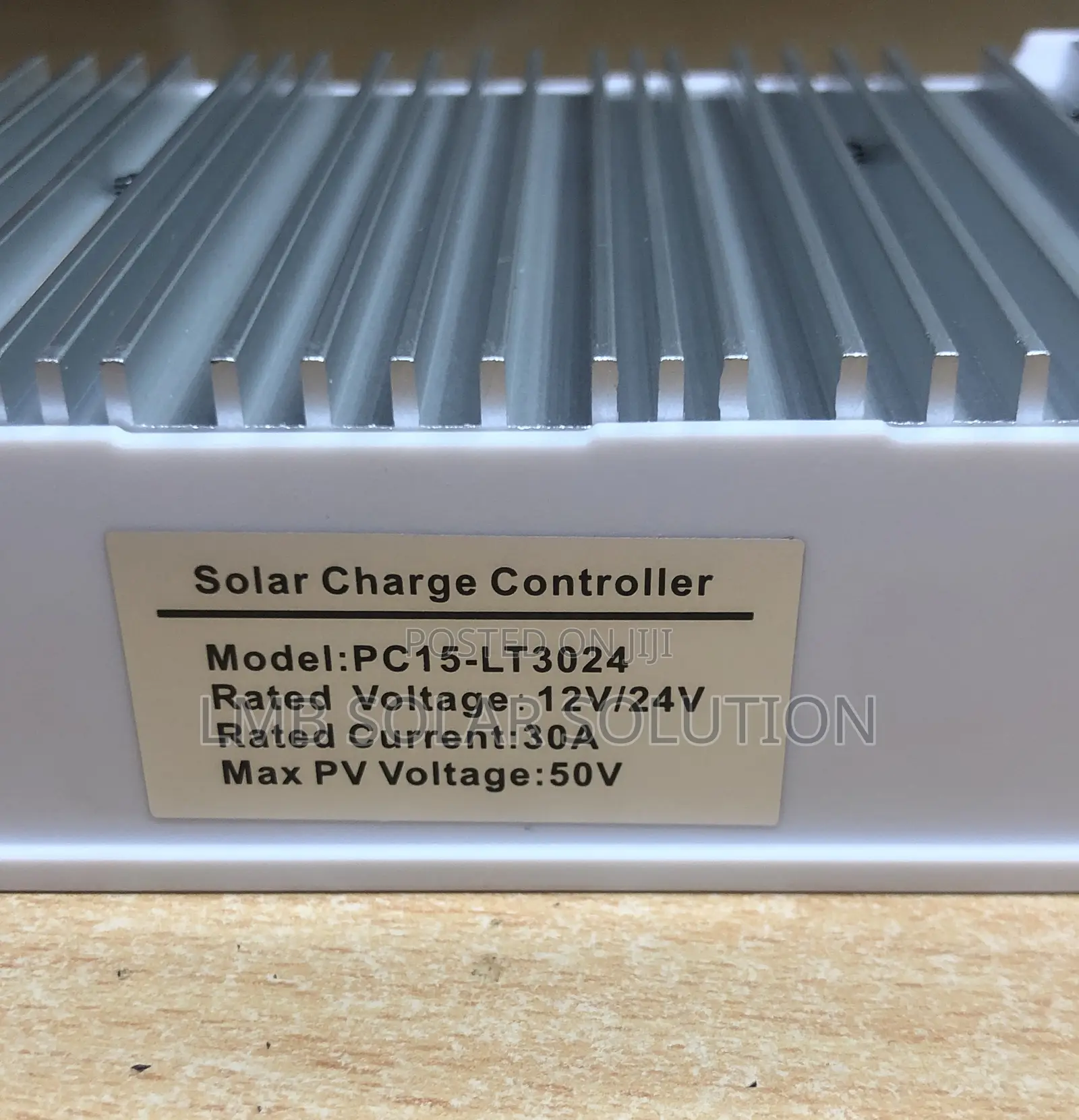 Must PWM 30Amps Solar Charge Controller