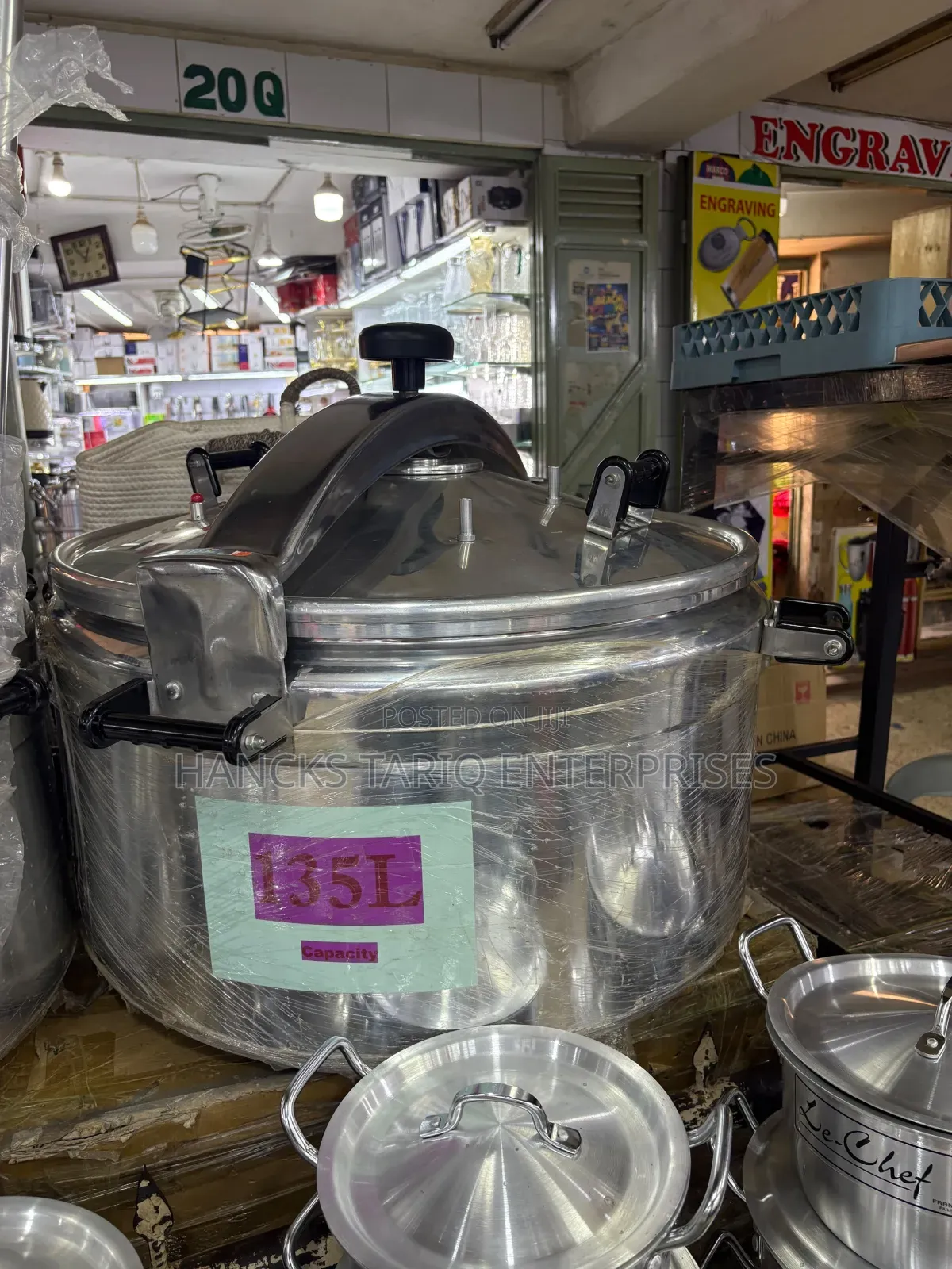 Commercial-Grade Pressure Cooker