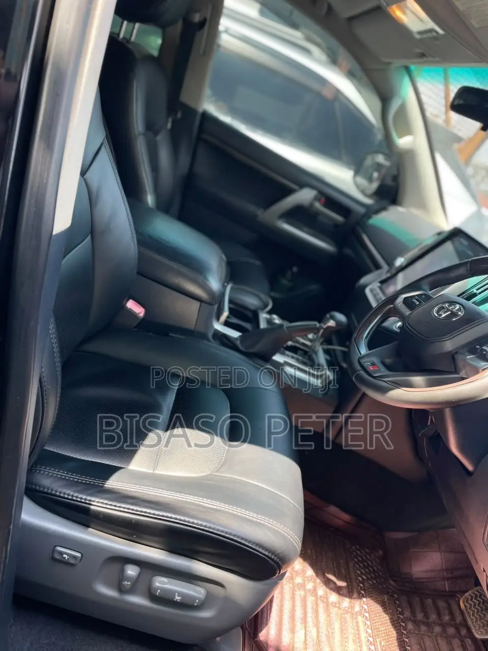 Toyota Land Cruiser 4.5 V8 TD GX-R 2010 Black
