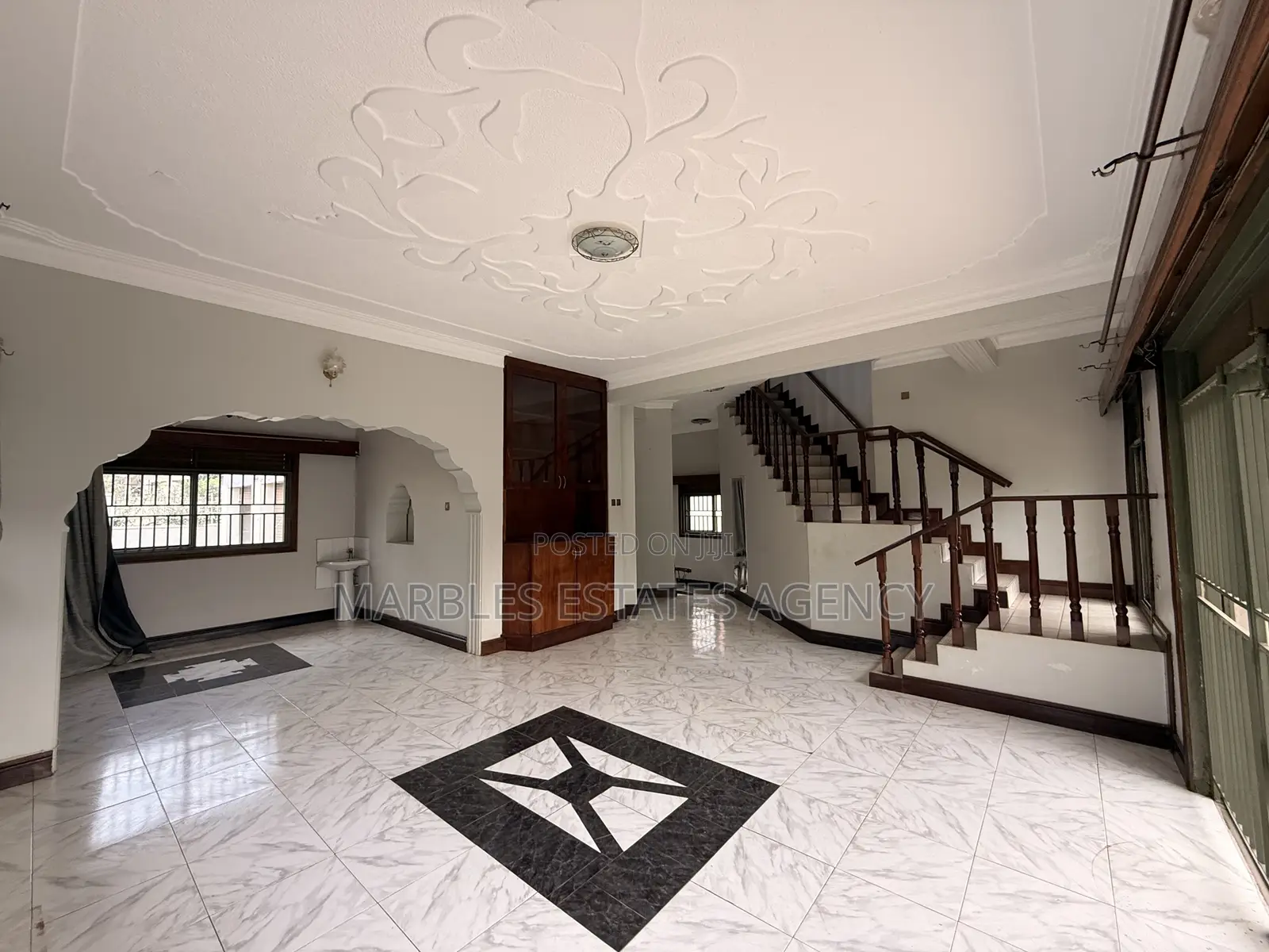 6bdrm House in Ggaba, Central Division for rent