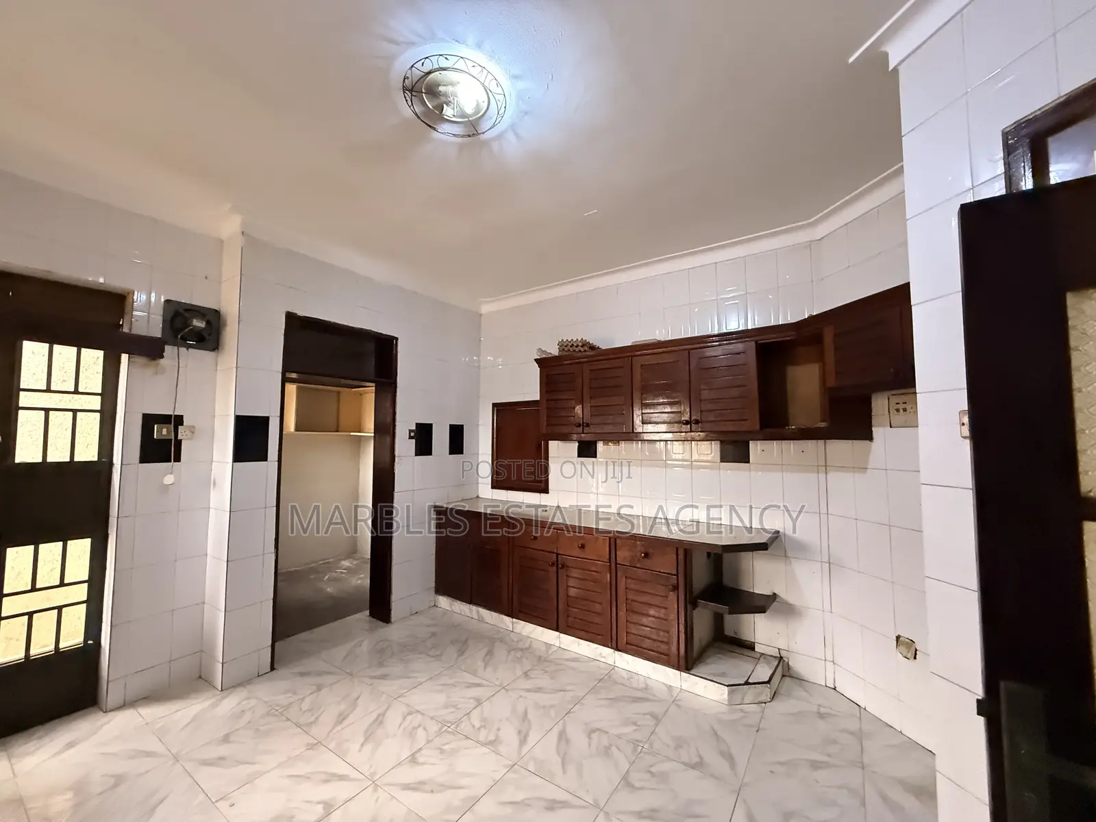 6bdrm House in Ggaba, Central Division for rent