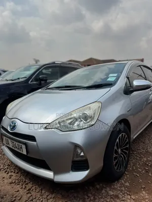 Toyota Aqua 2014 Silver