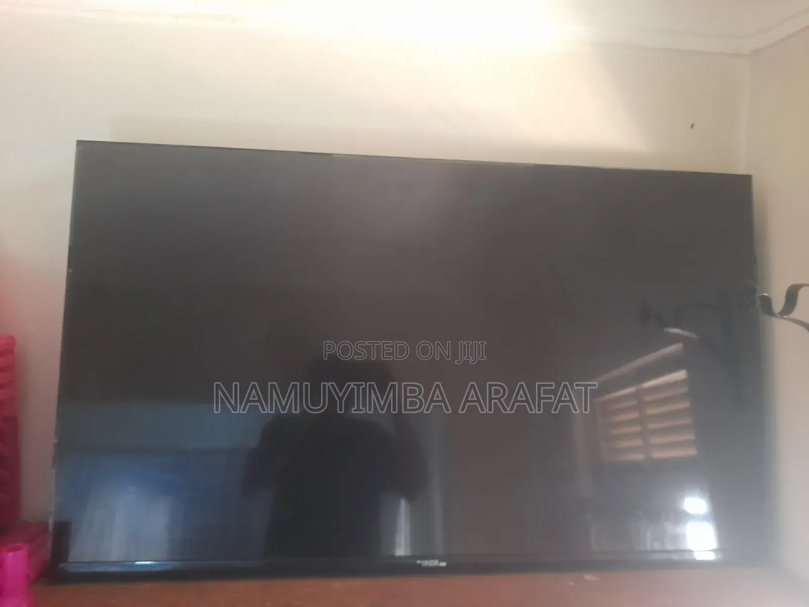 Onida Plus 50 Inches TV