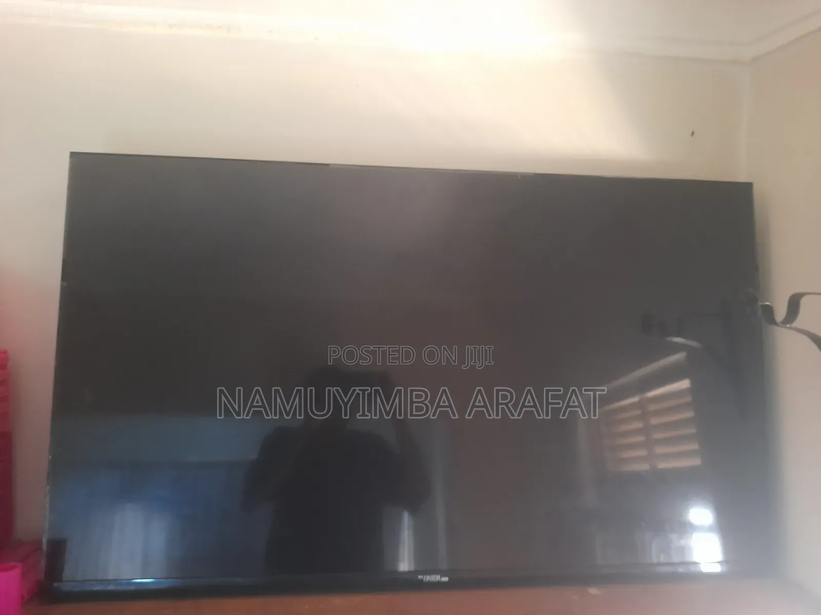 Onida Plus 50 Inches TV