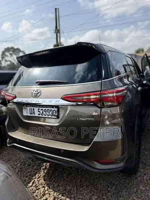 Toyota Fortuner 2.8 D RWD 2017 Gray