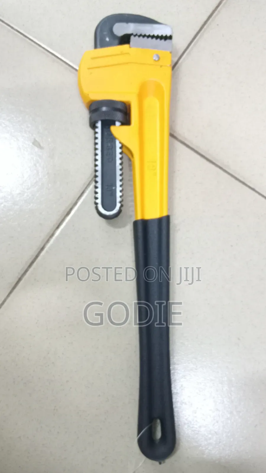 18-Inch Adjustable Pipe Wrench