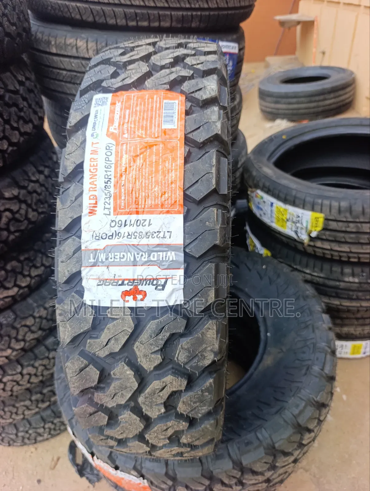 235/85r16 m.t Powertrac