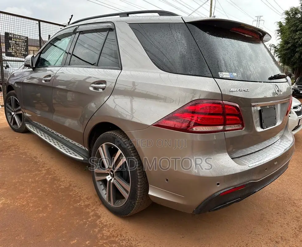 Mercedes-Benz GLE-Class AMG GLE 43 4MATIC 2017 Gray