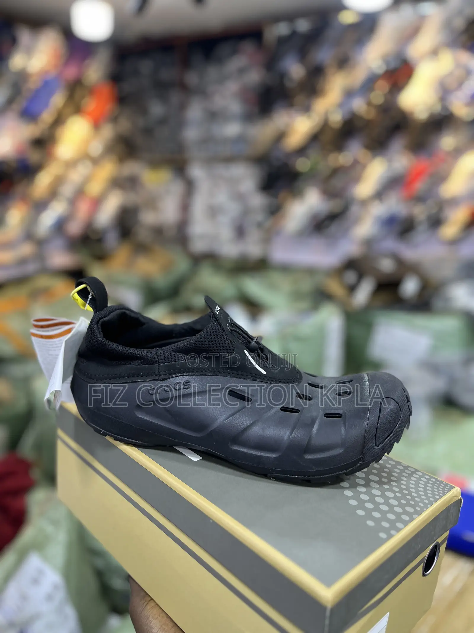 Crocs Quick Trail Low Black Outdoor Sneake