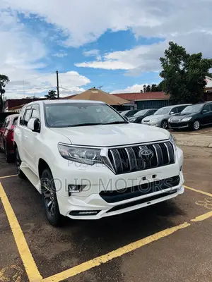 Toyota Land Cruiser Prado 2.8 2020 White