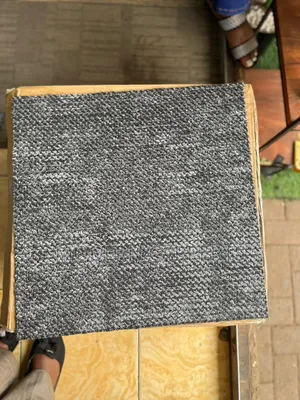 PVC Wollen Carpet Tiles