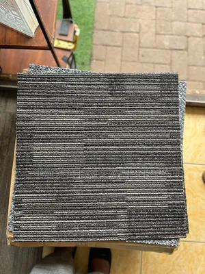 PVC Wollen Carpet Tiles