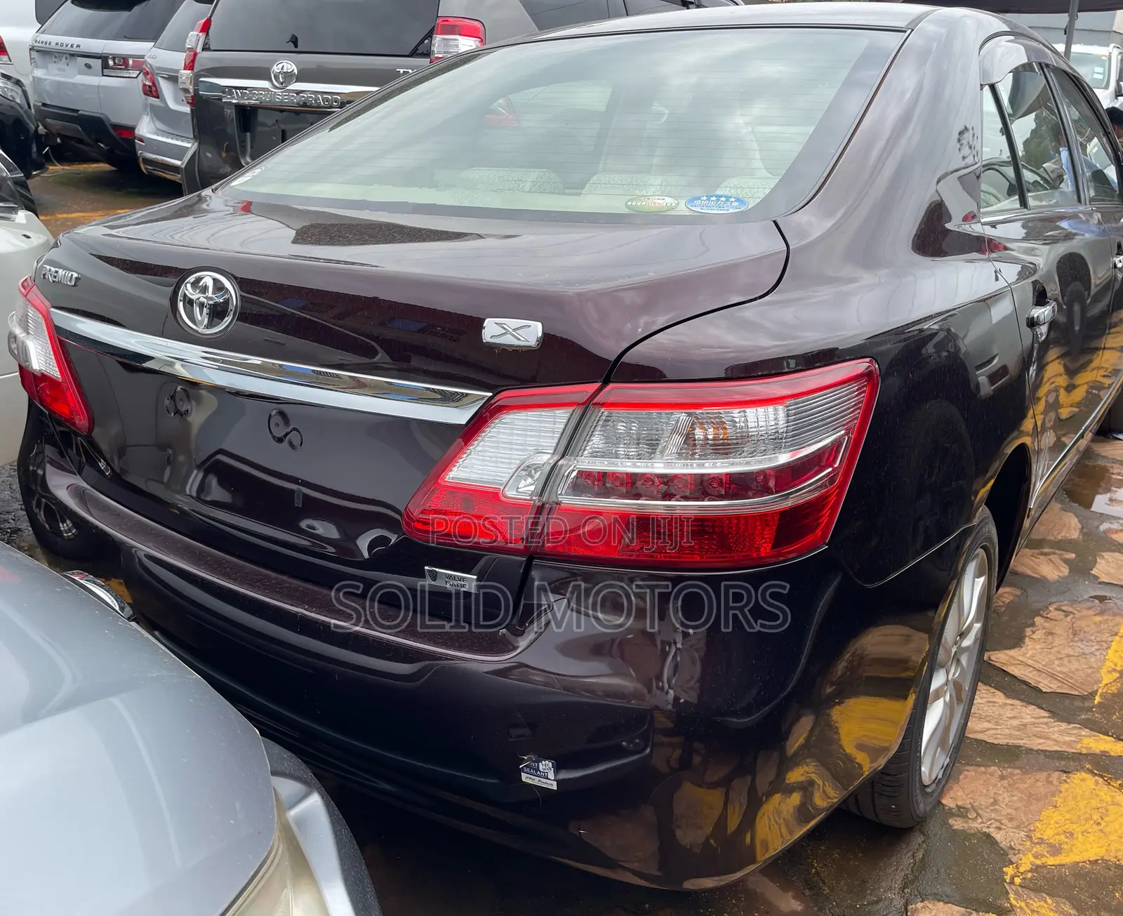 Toyota Premio 1.5 FWD 2013 Maroon