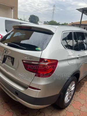 BMW X3 xDrive28i 4dr SUV AWD (2.0L 4cyl Turbo 8A) 2014 Gold