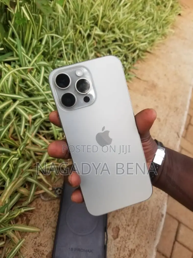 Apple iPhone 16 Pro Max 256 GB Gold