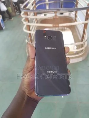 New Samsung Galaxy S8 Plus 64 GB Silver