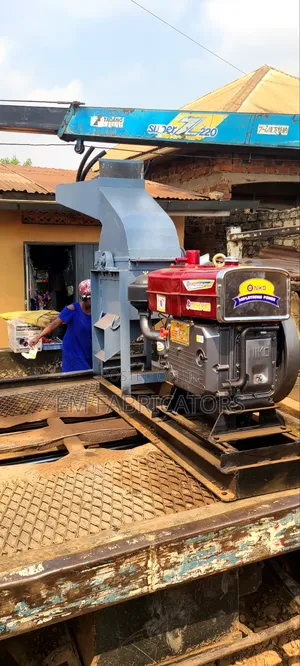 High-Efficiency 1000kg/Hr Animal Feed Crusher.