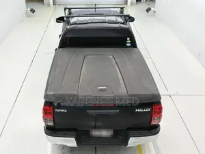 Toyota Hilux 2019 Black