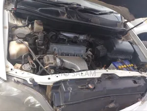 Toyota Harrier 2000 Off white