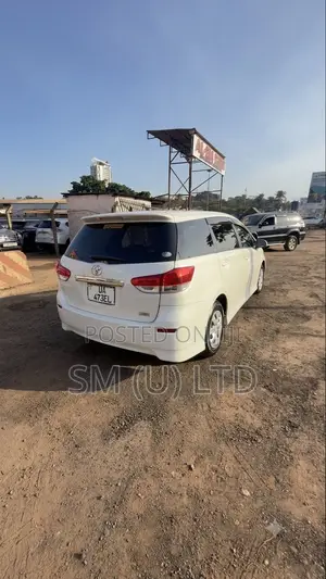 Toyota Wish 2011 White