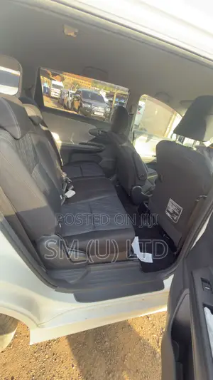 Toyota Wish 2011 White