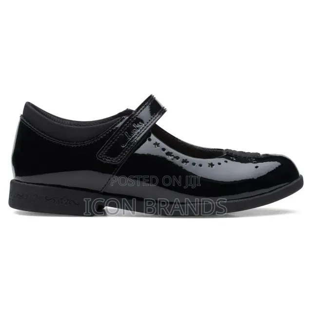 Clarks Step Bar Kid Black Patent