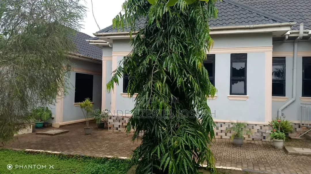 Furnished 6bdrm House in Kayunga / Kayunga for sale