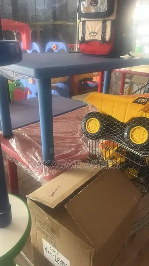 Moon School Table