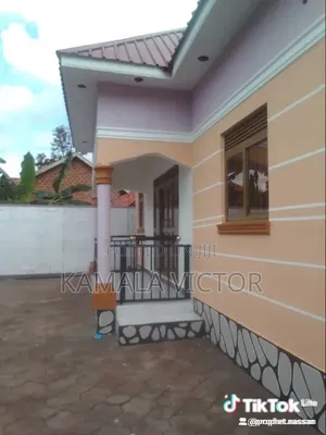 Painting Master and Land Dealer