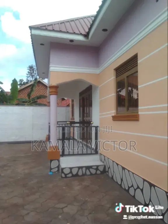 Painting Master and Land Dealer
