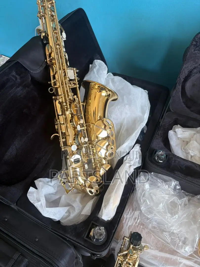Alto and Soprano Saxophones